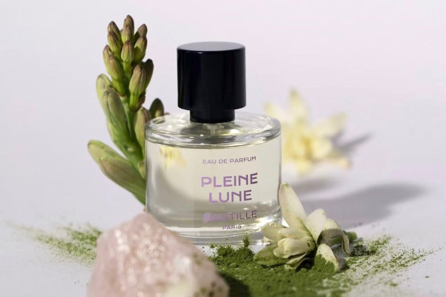 Bastille Pleine Lune Eau de Parfum in 50 ml format is a unisex fragrance with airy florals and a petal-soft tuberose heart