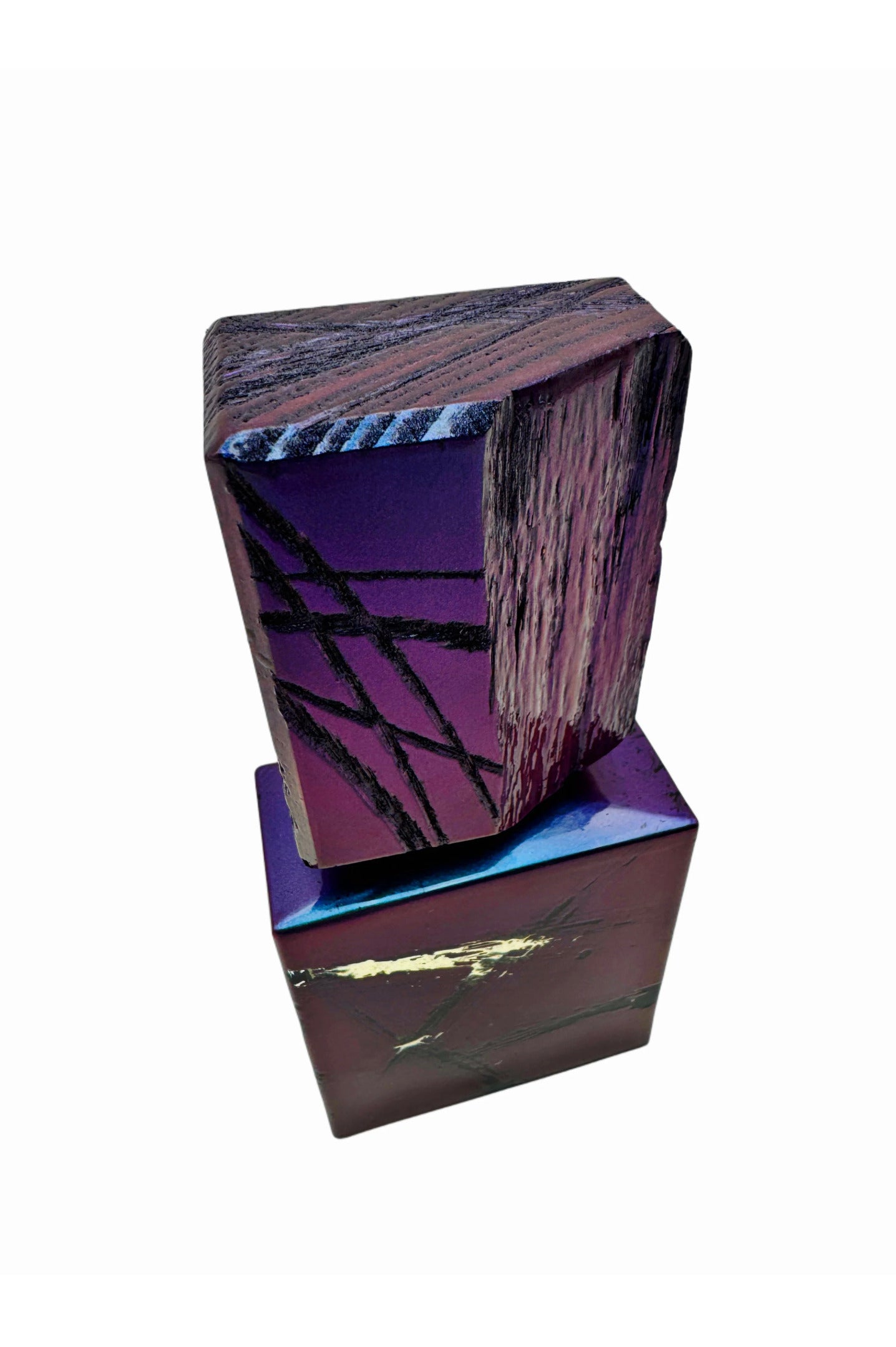 Scusami is a red/pink fruity extrait capturing the raw human experience of pain, remorse, and sweet hope