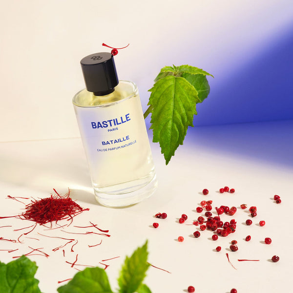 Bataille Bastille Paris parfum 100 ml is a bold scent made of 95% natural ingredients with a raw and racy character