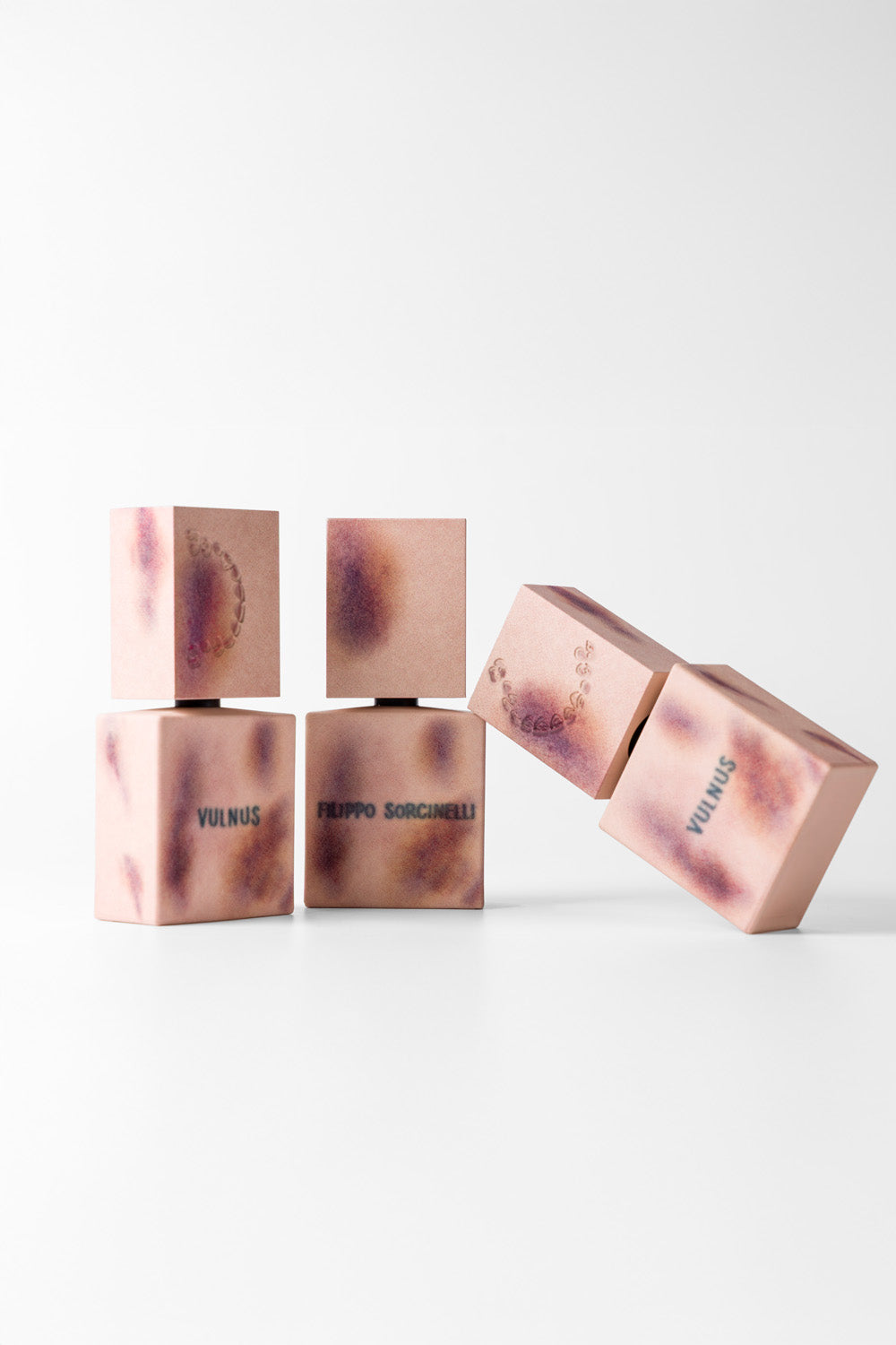 Vulnus, the new UNUM fragrance by Filippo Sorcinelli